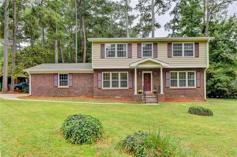 4313 Darwen Ct, Tucker, GA 30084
