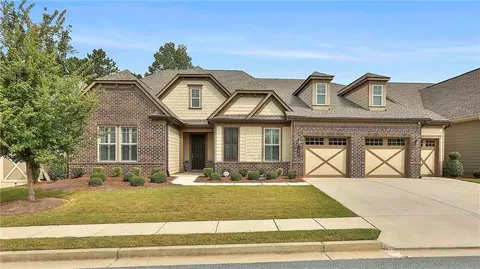 138 Iron Oak Dr, Peachtree City, GA 30269