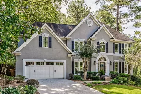 140 Mirrowood Ln, Johns Creek, GA 30005