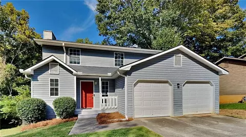 5996 Wellborn Trl, Lithonia, GA 30058