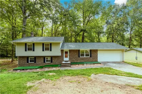 1744 Oak Ridge Way, Lawrenceville, GA 30044