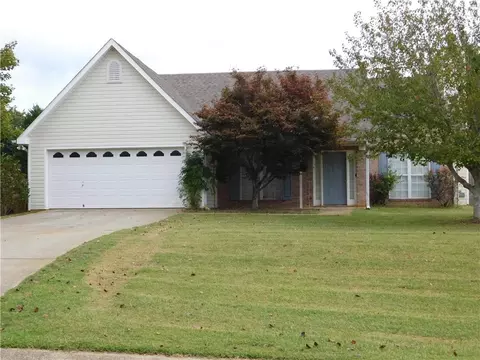 5608 Serenity St, Braselton, GA 30517