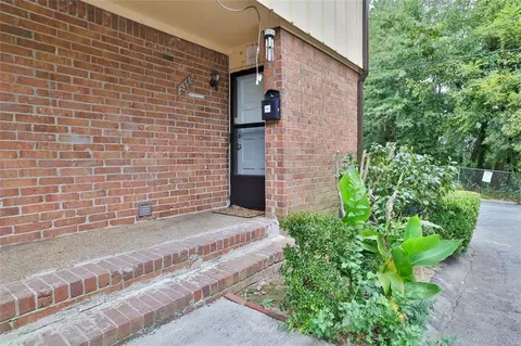 2560 Bradford Sq NE, Atlanta, GA 30345