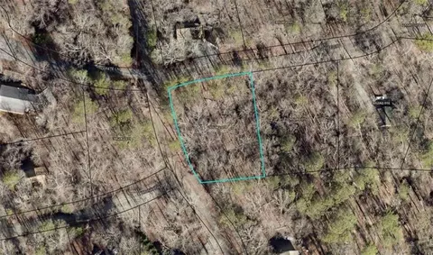 2826 Gunite Cir, Ellijay, GA 30540