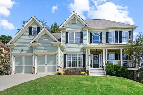 8820 Stone River Dr, Gainesville, GA 30506