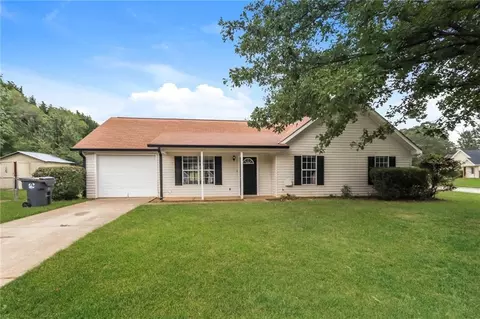 868 Regal Rd, Jackson, GA 30233