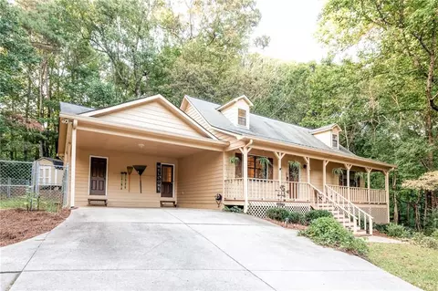 2413 Fox Hound Trce, Monroe, GA 30655