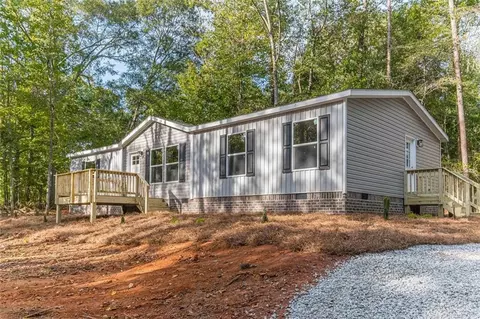 46 Birch Ct, Jefferson, GA 30549