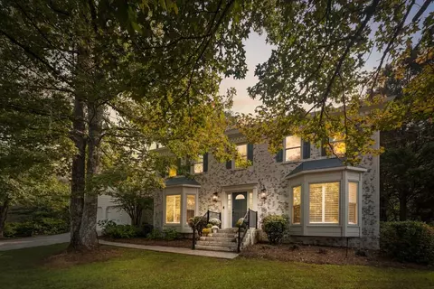 2270 Woodsfield Ln, Marietta, GA 30062