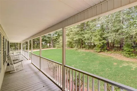 220 Macadamia Ct, Covington, GA 30016 photo 6