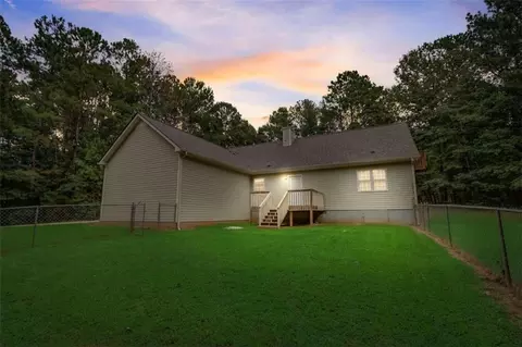 220 Macadamia Ct, Covington, GA 30016 photo 2