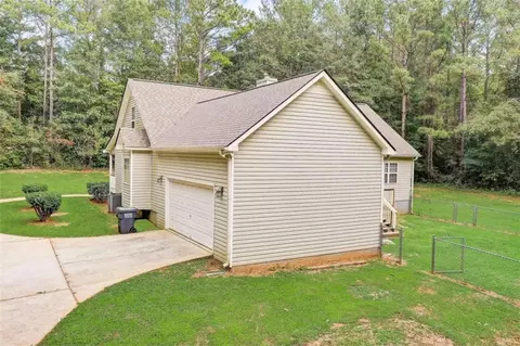220 Macadamia Ct, Covington, GA 30016 photo 33