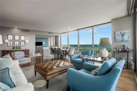 700 Park Regency Pl NE #2305, Atlanta, GA 30326