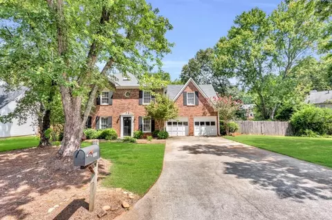 1020 Haverhill Trl, Lawrenceville, GA 30044