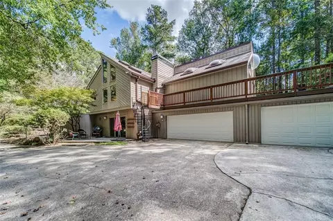4012 Spalding Holw, Peachtree Corners, GA 30092