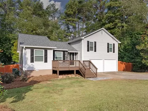 5089 Ravenwood Dr, Marietta, GA 30066