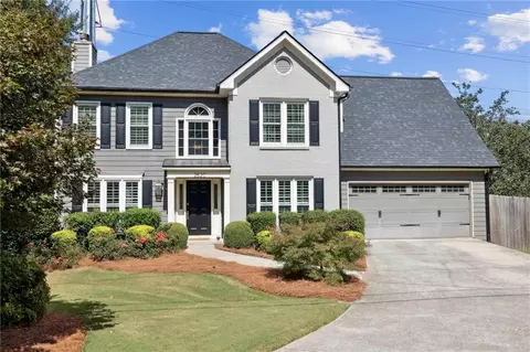 2520 Kingsglen Ct, Dunwoody, GA 30360
