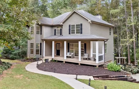 304 Mark Ct, Woodstock, GA 30188