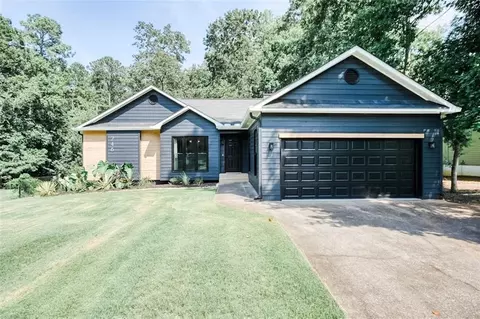 746 Maplelake Dr, Acworth, GA 30101