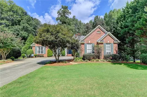 5686 Newberry Point Dr, Flowery Branch, GA 30542