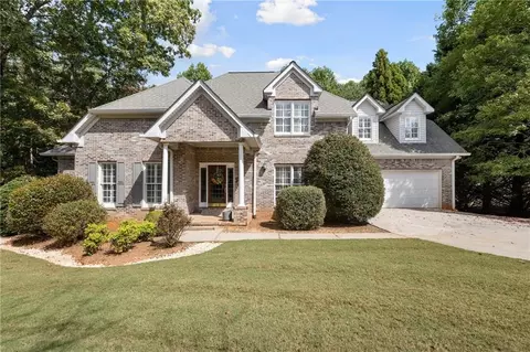 48 Highland Rd N, Dahlonega, GA 30533
