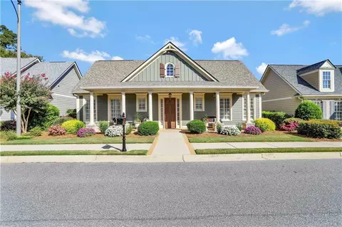 302 Kings Way, Woodstock, GA 30189