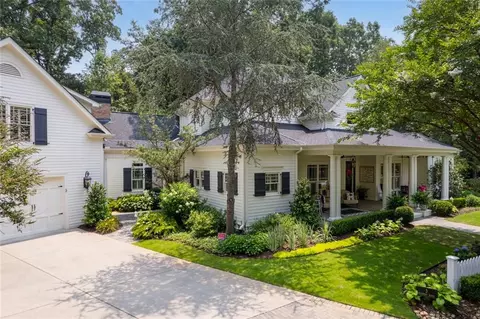 3 Granberry Mnr, Roswell, GA 30076
