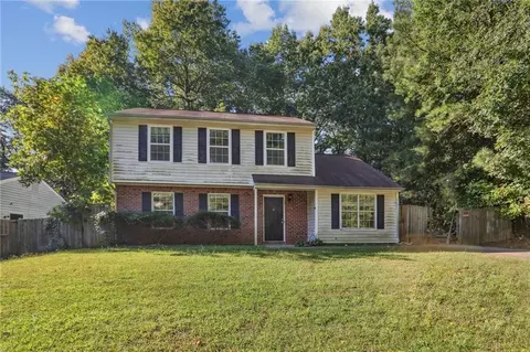 976 Silverwood Dr, Atlanta, GA 30349