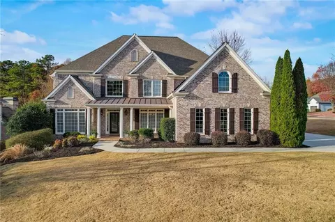 318 Lakebridge Xing, Canton, GA 30114