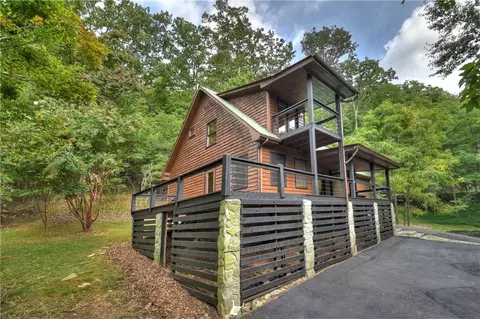285 Forest Dr, Morganton, GA 30560