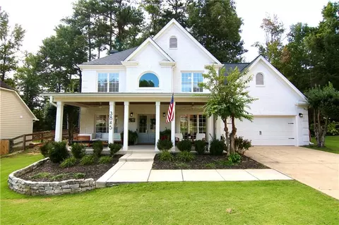 3845 Ridge Point Dr, Suwanee, GA 30024
