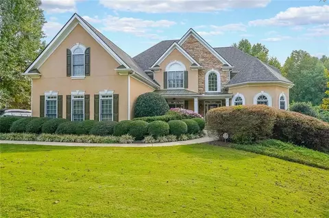 483 Bentwater Dr, Acworth, GA 30101