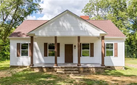 16 Blacks Bluff Rd SW, Rome, GA 30161