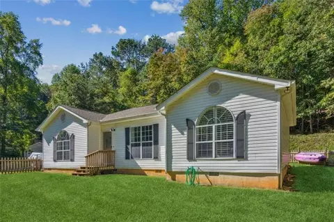 3003 Mohawk Dr, Gainesville, GA 30501