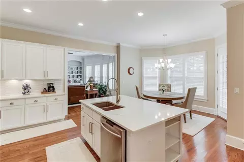 8060 Georgetown Cir, Suwanee, GA 30024 photo 22