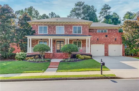 8060 Georgetown Cir, Suwanee, GA 30024
