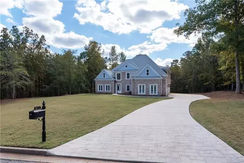 813 St Regis Way, Oxford, GA 30054