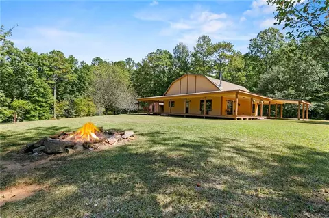 1025 S Bridge Rd, Franklin, GA 30217