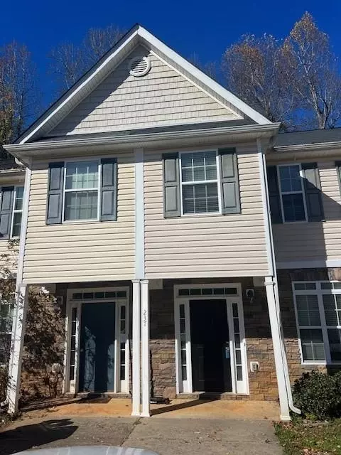 237 Timber Wolf Trl, Griffin, GA 30224