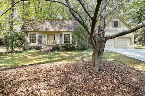 2480 Weatherford Ct, Marietta, GA 30068