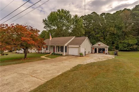 174 Riverchase Dr, Woodstock, GA 30188