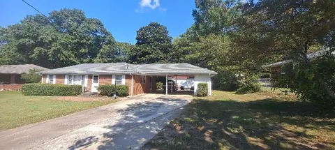 742 Pineridge Dr, Forest Park, GA 30297
