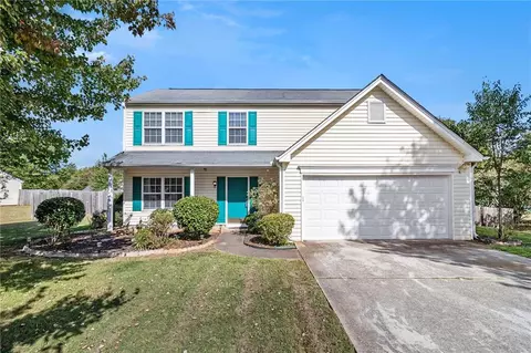 302 Springmoor Ln, Loganville, GA 30052