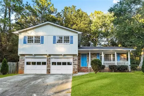 613 Las Varas Ct, Stone Mountain, GA 30083