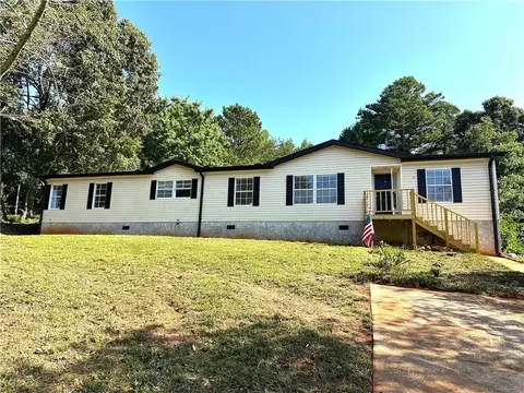 5057 Stoneridge Dr, Flowery Branch, GA 30542