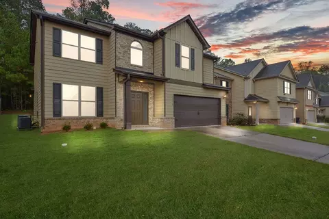 2212 Jenny Dr, Fairburn, GA 30213