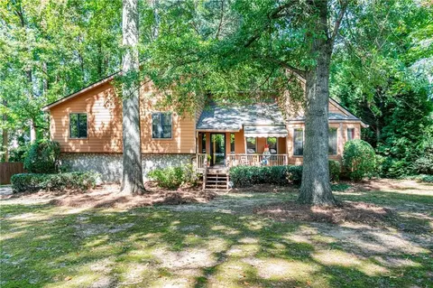 1639 Mohawk Pl SE, Smyrna, GA 30080