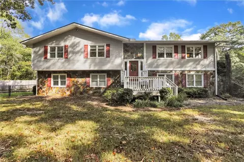 1605 Broadnax Mill Rd, Loganville, GA 30052