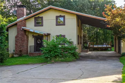 1011 County Line Trl, Mansfield, GA 30055