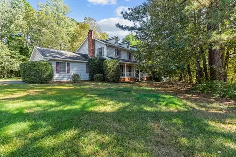 1858 Harbour Oaks Dr, Snellville, GA 30078